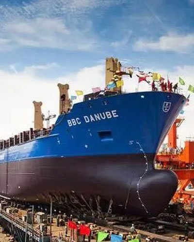 судостроение